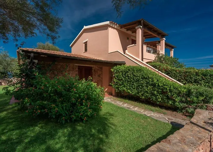 Outstanding Residenze Gallura 2 Bedroom Sleeps Child Apartman