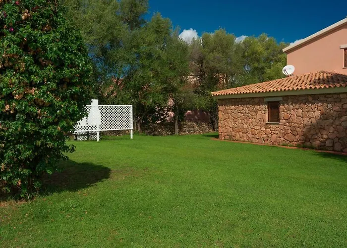 Outstanding Residenze Gallura 2 Bedroom Sleeps Child San Teodoro