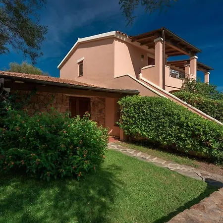 Outstanding Residenze Gallura 2 Bedroom Sleeps Child Num0596 Apartment
